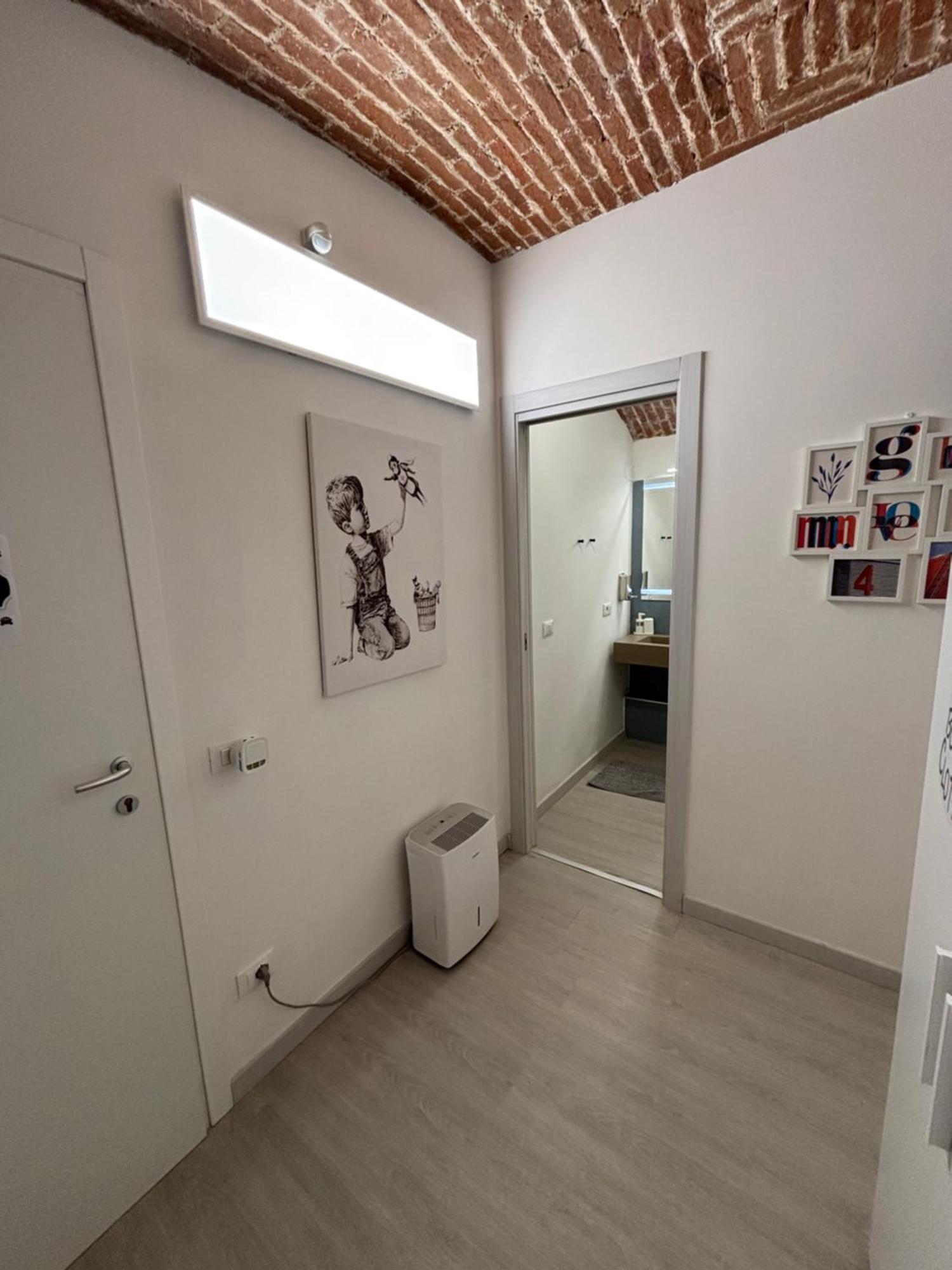 La Vecchia Milano-Les Nubles Vannucci - Il Ballatoio E Il Cortile Buitenkant foto